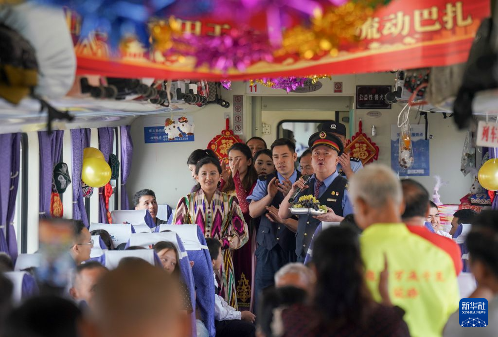 聚焦英雄联盟：S14全球总决赛前瞻 - 蜂鸟电竞6